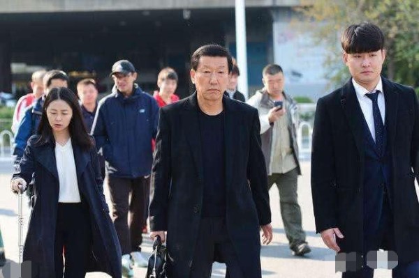 他带队取得的荣耀＝里皮＋斯科拉里带恒大！高尚人品更令人折服！