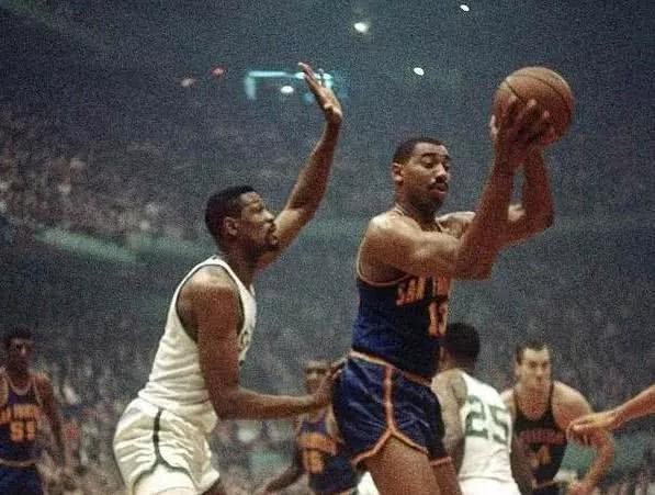 NBA巨星们的首秀都是怎么样的？科比惨淡，只有他一战就封神