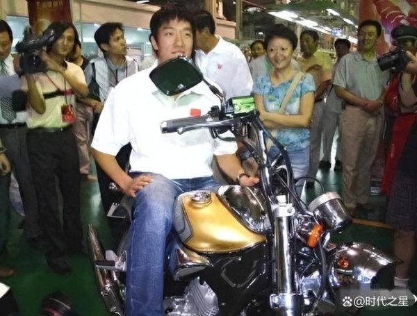 20年前八款由大明星代言的摩托车，骑过两款就算大佬！你骑过几款-有驾