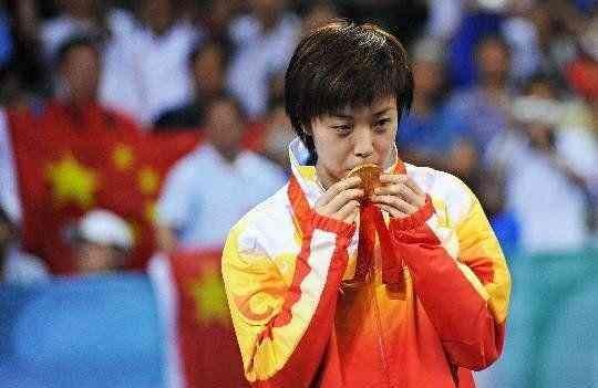 世界体育史上十大永远无法超越的巨星，中国2人上榜