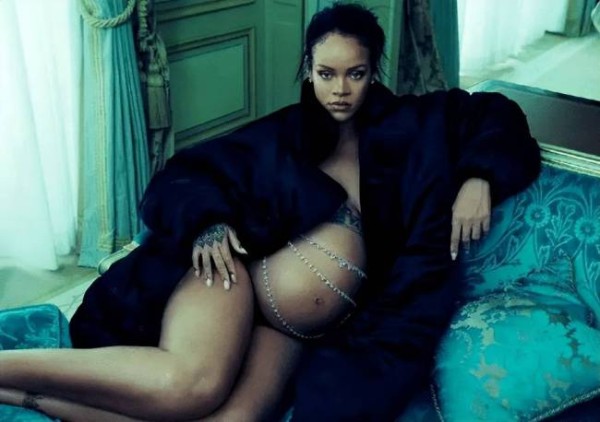 Rihanna官宣怀三胎 与男友五年生俩娃