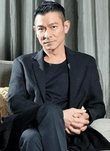 盘点娱乐圈叱咤风云却“臭名远扬”的十位明星, 最后一位不臭不行