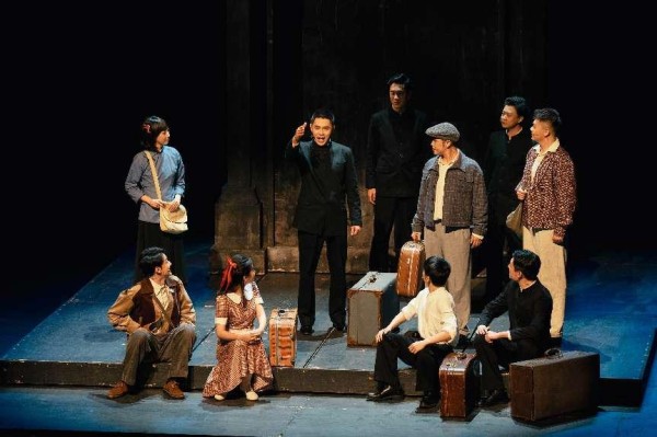 海派风情沉醉澳门，三地演员共同诠释话剧《向延安》