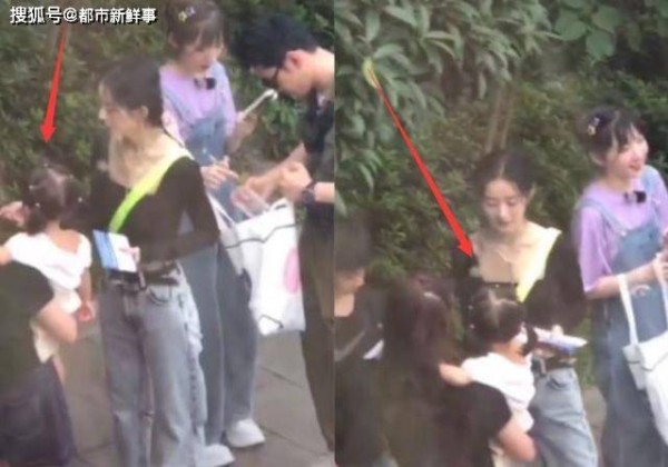 赵丽颖录节目遇抱娃宝妈：谁注意她下意识的举动？新手妈妈的通病！