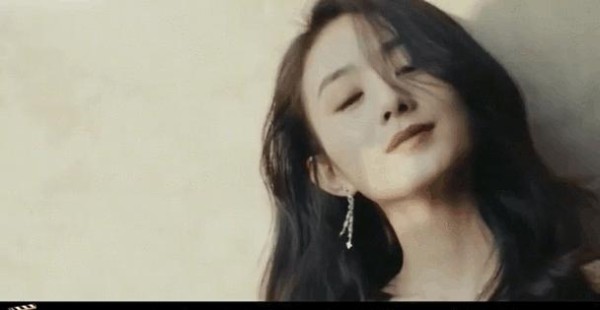 离婚后的赵丽颖与冯绍峰：育儿新典范！