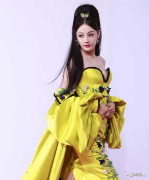 ELLE风尚大典红毯上，明星们的造型和妆容竟然存在这么多问题！