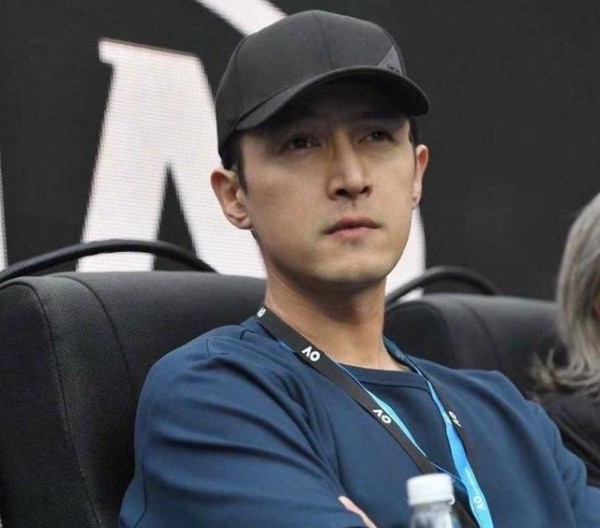 胡歌谈演员的瓶颈期，诠释演员与明星不同，不靠重复角色生存