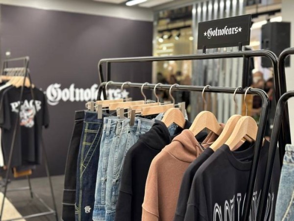 小猪罗志祥潮牌GOTNOFEARS入驻klcc i.tstore 潮牌店