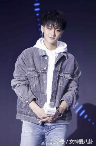 黄子韬谈择偶标准 要能了解我的家庭、演艺事业