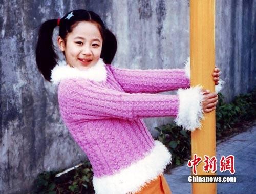 杨紫童年生活照曝光完美蜕变憧憬爱情(组图)