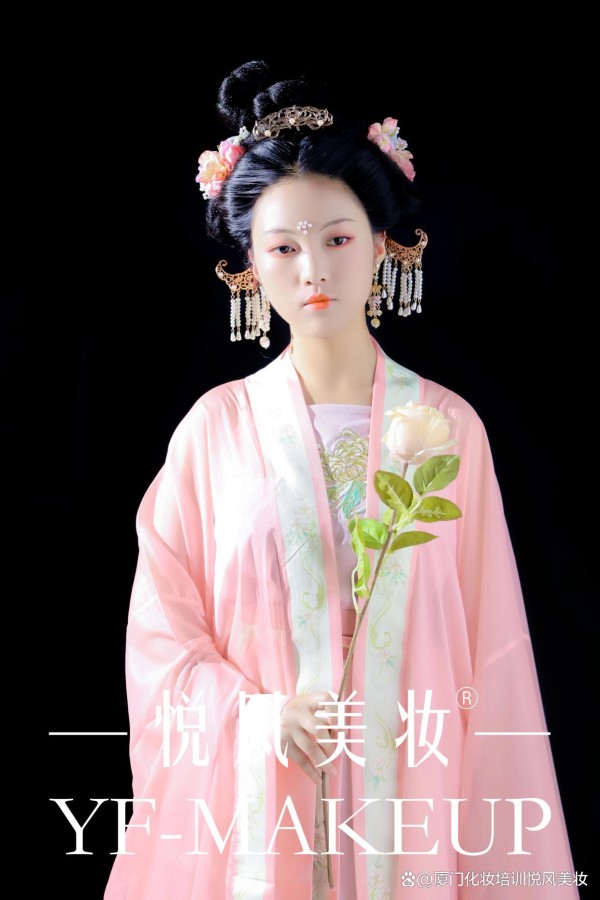 武汉悦风美妆学院——引领个性化美妆潮流的先锋