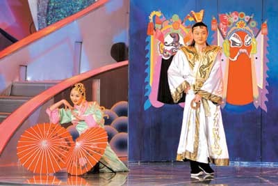 流行歌星唱戏曲戏曲大腕唱流行元宵晚会大闹反串(组图)