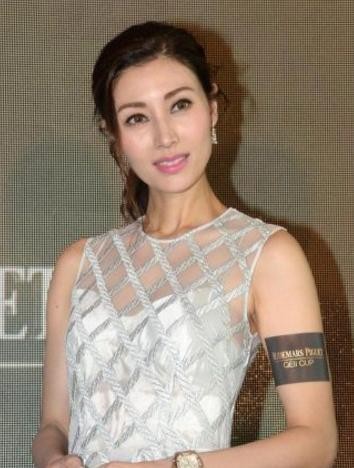 从没想过当明星, 却走在街上意外被发掘的6大明星