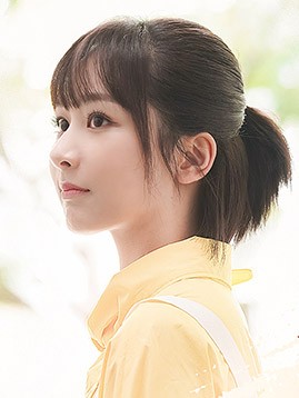 佟年\鱿小鱼(杨紫饰演)