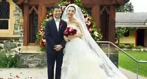 那些未婚先孕奉子成婚的明星夫妻, 现在都幸福吗