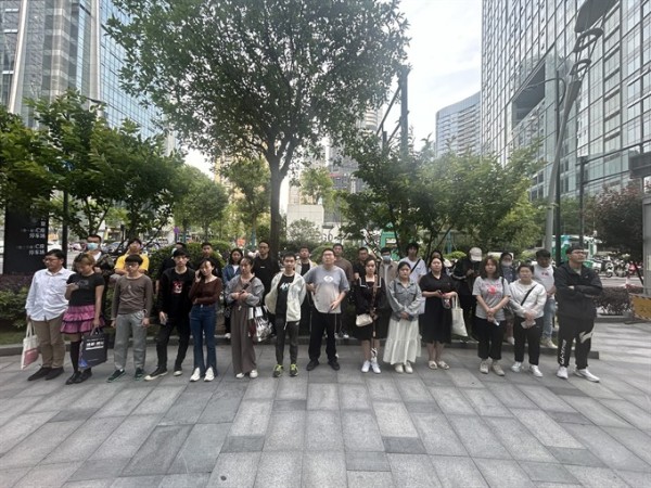 粉丝充场