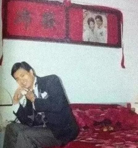 他是演艺圈最抠门的超级富豪明星, 身家高达数十亿, 却每天坐地铁