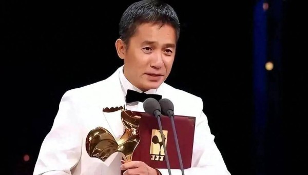 演员的高尚品质与职业素养