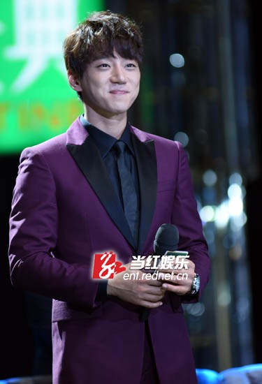 韩星黄致列对于“歌手4”的表演相当看重。