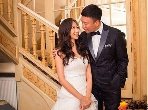 各大明星妻子大曝光，最后一位绝对是真爱呀