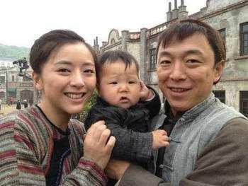各大明星妻子大曝光，最后一位绝对是真爱呀