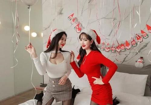 韩国娱乐圈“好闺蜜”拍合照，一个红一个黑，简直就和亲姐妹一样