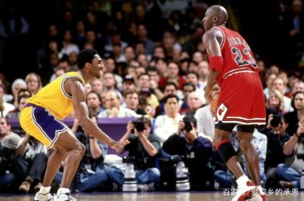 NBA现役球员中，现役球员谁能享受球衣进名人堂，这三位当之无愧