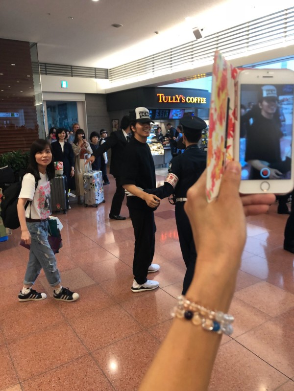 刘昊然吴磊言承旭生活中被拍 这才是帅哥明星私下最真实的一面