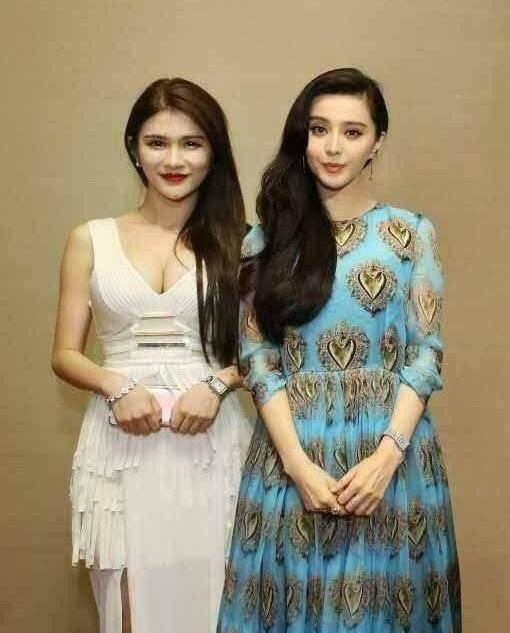 当网红遇上明星，被明星的气质实力碾压，看来网红只能活在照片里