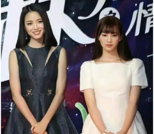 当网红遇上明星，被明星的气质实力碾压，看来网红只能活在照片里