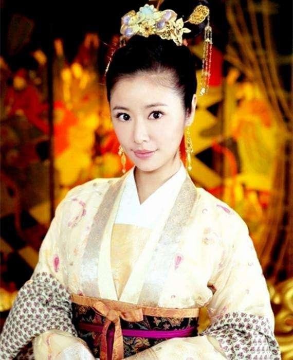 盘点倾城倾国的古装剧皇后，刘涛林心如上榜，第三位比她们还惊艳