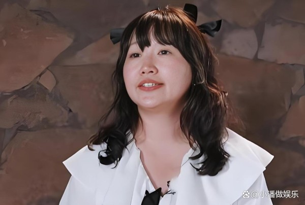 知名艺人麦琳自曝一出生就被亲生父母遗弃