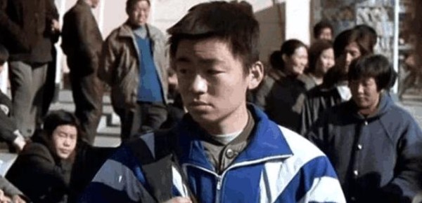 当下爆红明星出演个人第一部作品时都长什么样? 乐喷了!