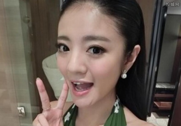 盘点娱乐圈中的富家女 不嫁豪门本身就是豪门