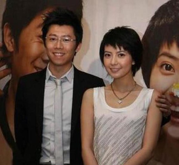 相恋多年历经分分合合终成婚的明星，前三对成了娱乐圈模范夫妻