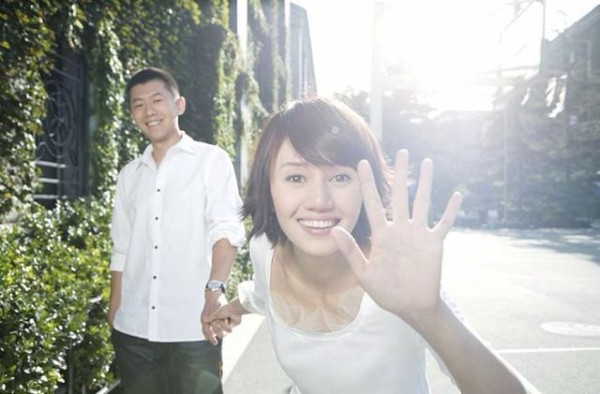 相恋多年历经分分合合终成婚的明星，前三对成了娱乐圈模范夫妻