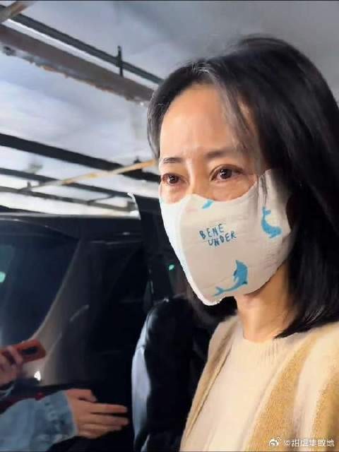 刘敏涛含泪送别朱媛媛