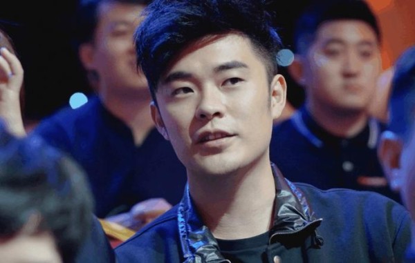 受综艺节目欢迎的男明星，他们接梗抛梗都是一流水平