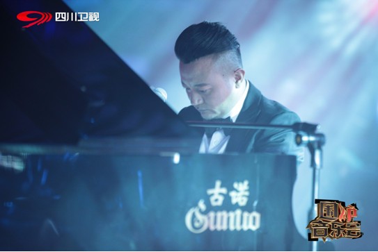 熊汝霖称与成方圆“忘年交” 自述与“圆子姐”的感人故事