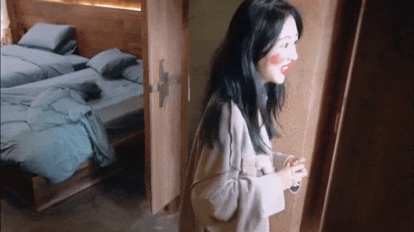 杨紫在《我们的美好生活》中变身精灵，大胆尝试！网友热烈讨论