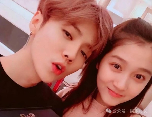 娱乐圈热点追踪：从关晓彤婚戒传闻到一线女星竞争格局分析 第1张