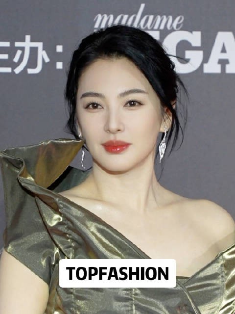 五官是真的精致,气场也是真的好强