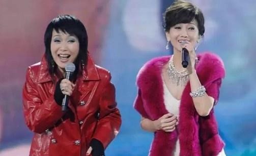 明星“尴尬”合影照片，第三对最尴尬，最后一对曾是“恩爱”夫妻