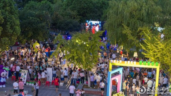 娄底：创新水果销售模式 让农民丰产又丰收