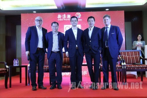 中国&好莱坞近来互动频频，双方图什么?