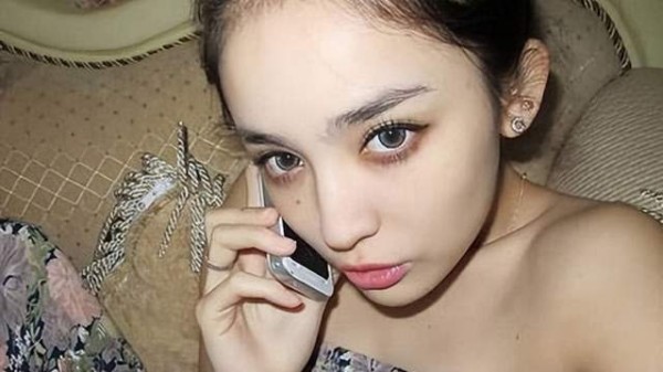 七夕节绯闻不断，古力娜扎否认恋情，李现被网红“嫂子”疑似抓马