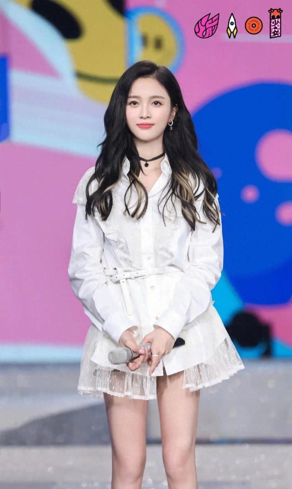 明星穿搭：这些女性的穿搭真养眼