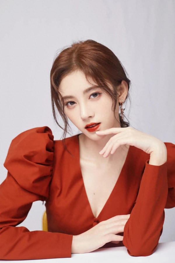 明星穿搭：这些女性的穿搭真养眼