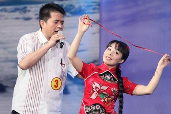 王二妮的老公是谁 她走到今天要感谢星光大道感谢老毕