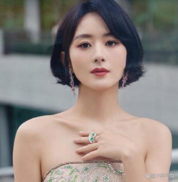 算承认恋情吗 赵丽颖三个字回应 模糊美学引发解读热潮
